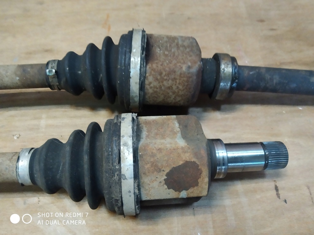 Привідний вал права шрус  ducato jumper boxer 2.2 06+ Оригінал