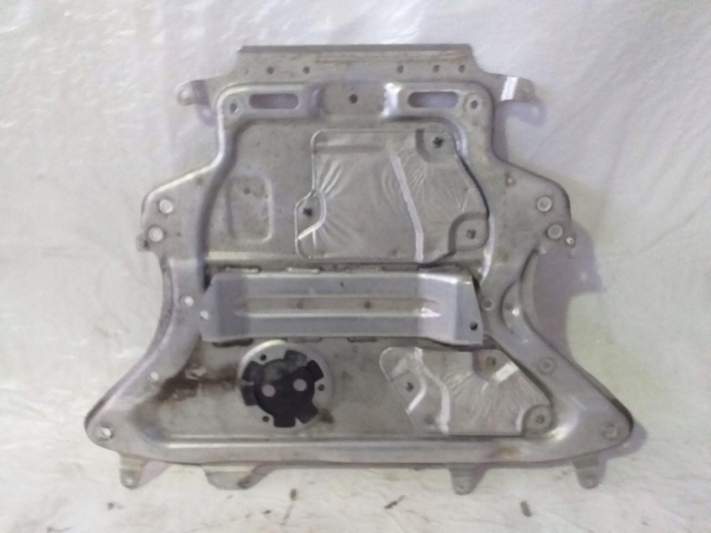 фото №1, Bmw 7 g11 защита подрамник x-drive