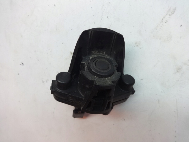 фото №1, Peugeot 108 c1 ii aygo кнопка открывания крышки