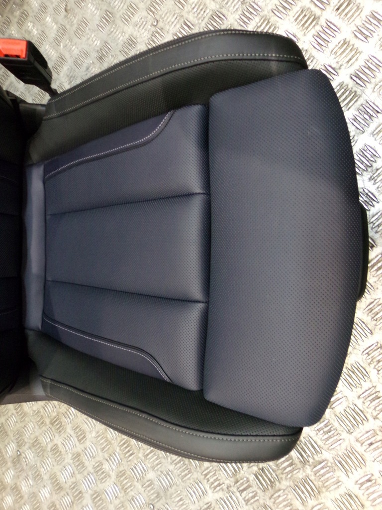 фото №11, Bmw 8 g14 g15 сиденье перед обивка individual