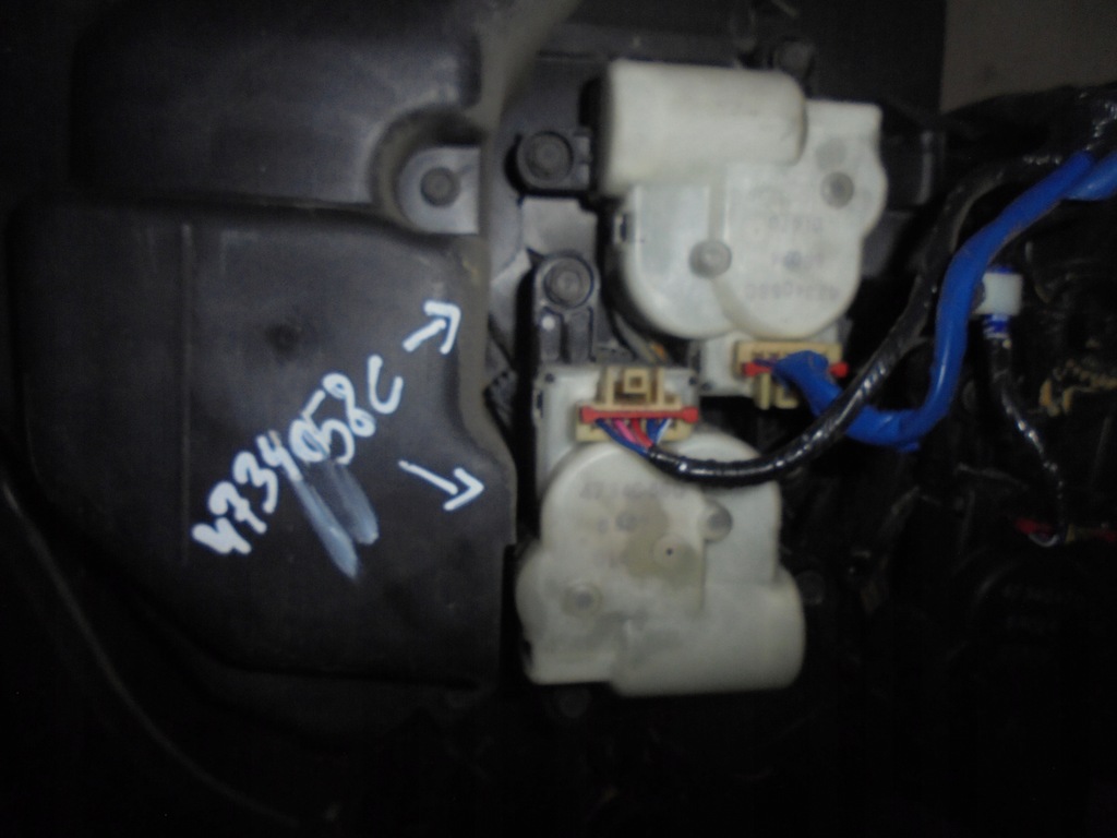 фото №10, Chrysler 300m lhs 3.5 кришка ущільнювач 466387