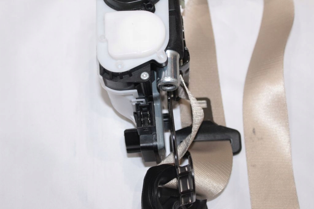 фото №7, Bmw 5 g30 g31 6 g32 ремни безопасности eu usa доводчик f90 бежевые