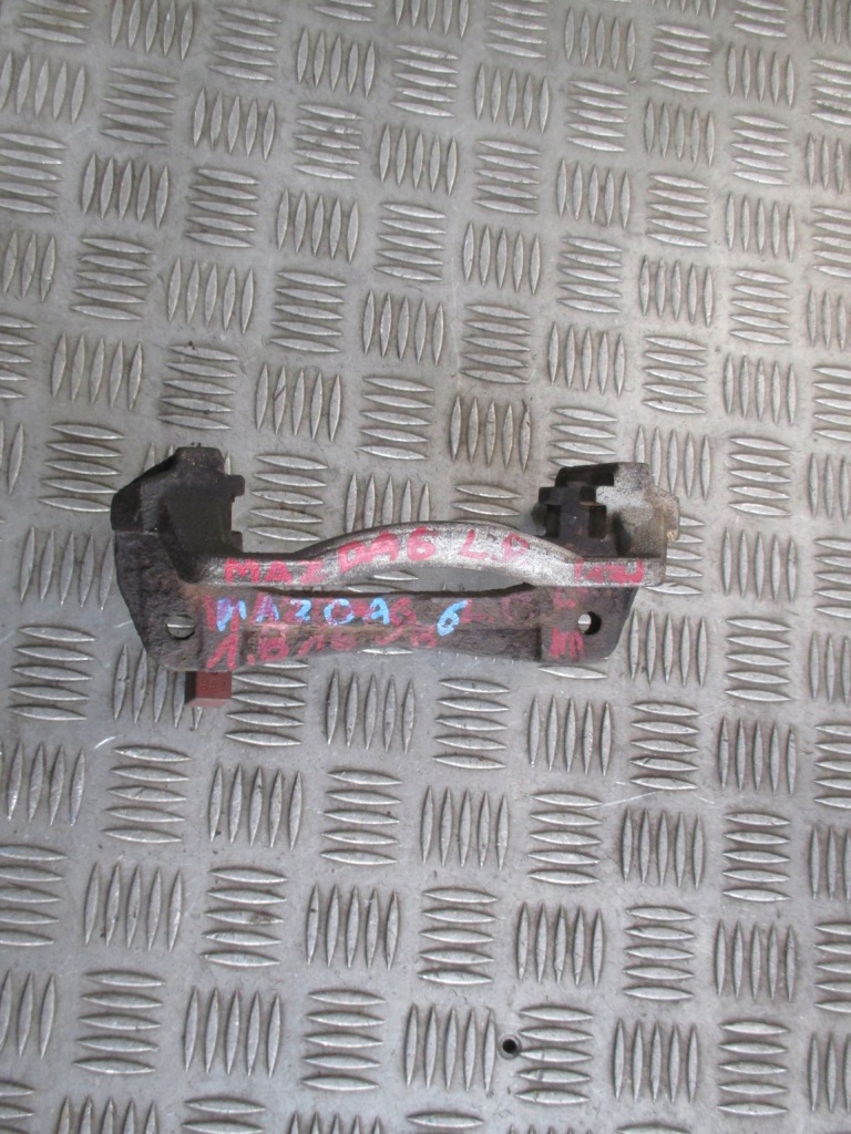 фото №3, Скоба перед mazda 6 02-05r 1.8b