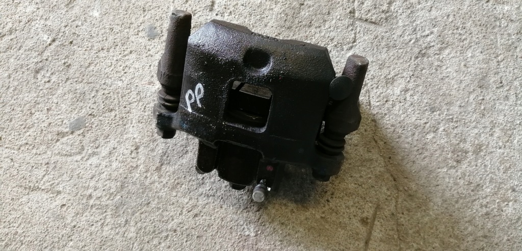 фото №1, Mitsubishi space star ii 1.2 b суппорт правый перед