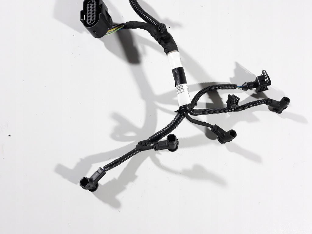 Volvo v40 2.0 d4 12- электропроводка свеча 31342467 Недорого