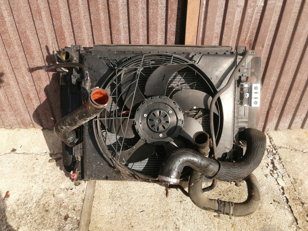 фото №2, Радіатор комплект радіатор voyager 2.8crd 2010 rok