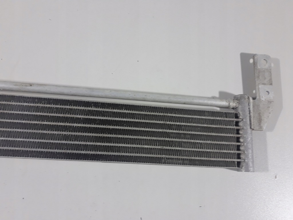 фото №9, Infiniti q50 2.2d 16r- радиатор радиатор масла 0005010765