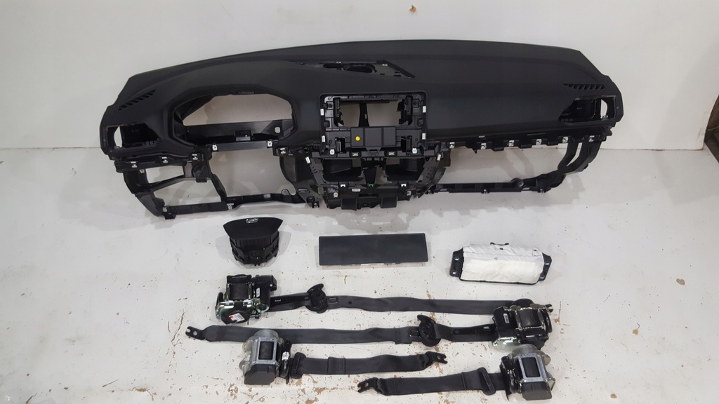 фото №1, Seat tarraco приборная панель консоль подушка безопасности подушки безопасности ремни