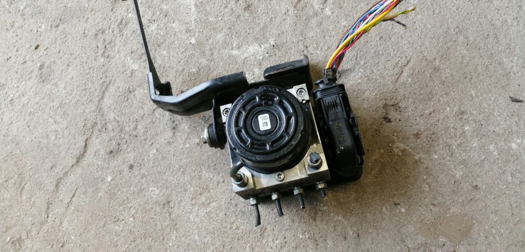 фото №1, Nissan note e12 насос abs 476603vu0b