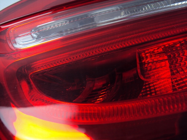 фото №6, Лампа w крышка правый задняя mercedes gla x156