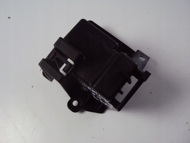 фото №1, Напрямна бампера правий задня ford b-max 2011-2017