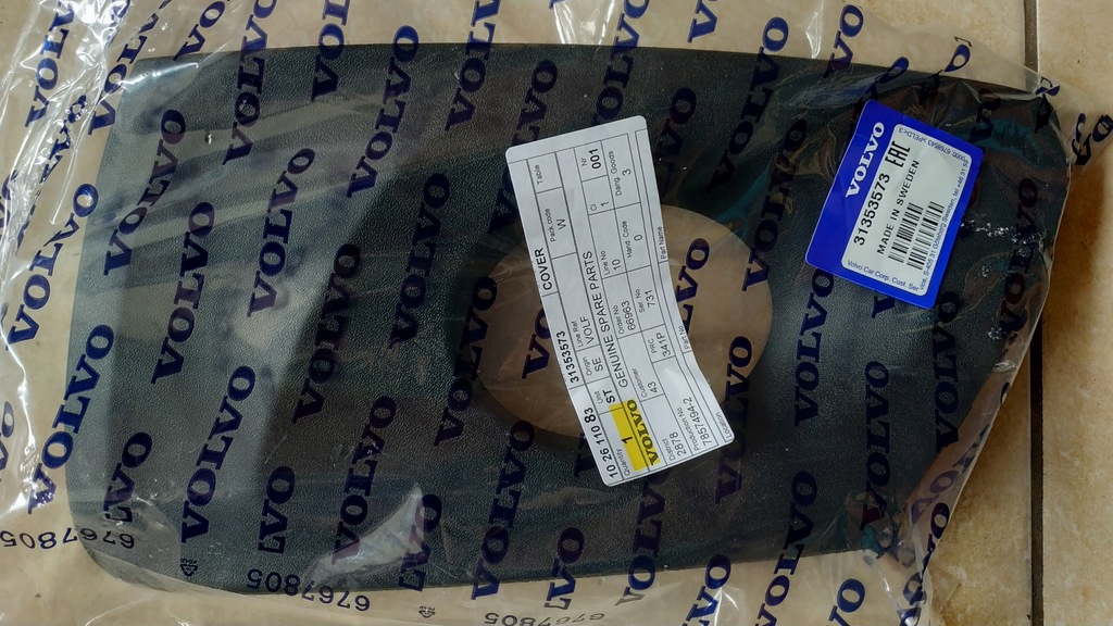 фото №1, Volvo xc70 решітка w бампер заглушка ліва права