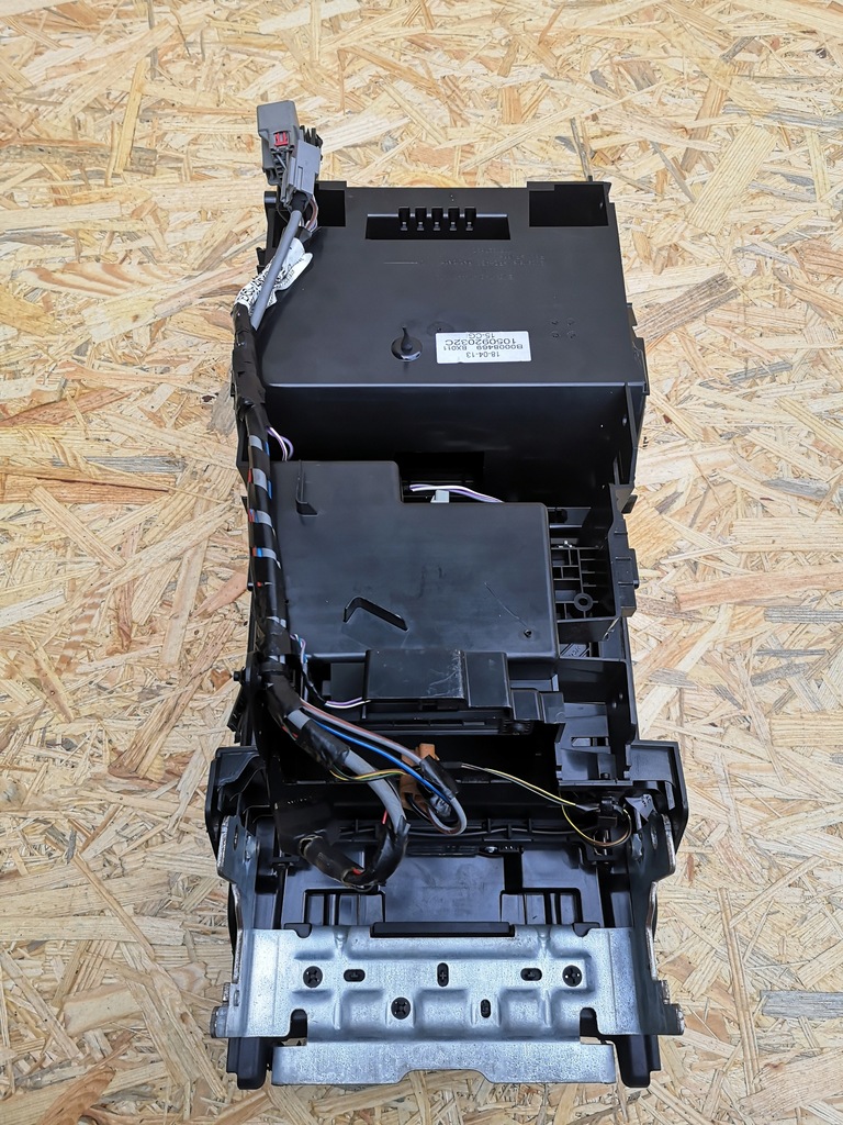 фото №5, Jaguar f type подлокотник