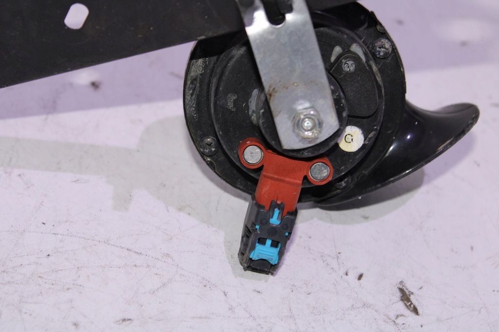 фото №4, Кронштейн сигнал кронштейн renault megane iv