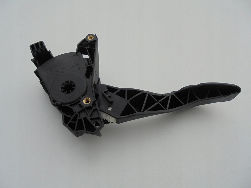 фото №7, Nissan micra k14 педаль газу 18002 5fa0b 1,5 dci