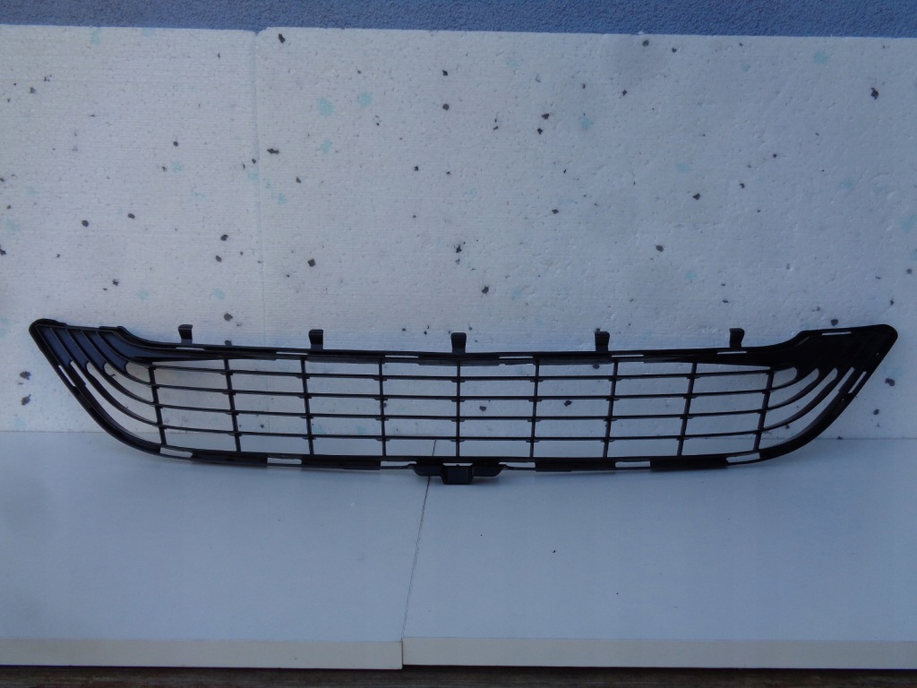 Купить Mercedes s klasa w222 решётка середина a2228850124