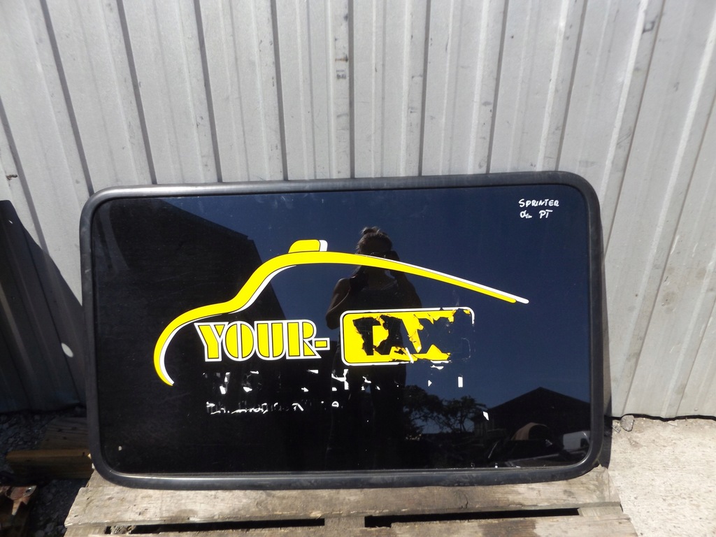 фото №1, Sprinter 901 стекло кузовная правый задняя