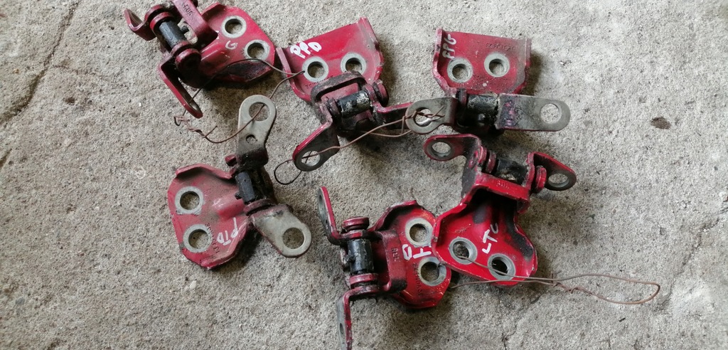 фото №1, Mazda 2 02-07 петля двері pp pt lt