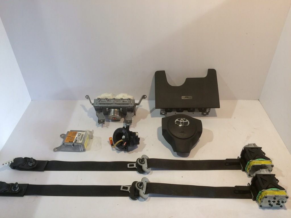 фото №1, Toyota urban cruiser air bag подушки безопасности лента ремни подушка