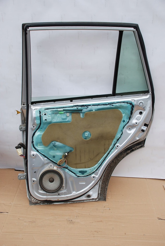 фото №7, Toyota rav4 5d 01-05 дверь задние правое 1d4