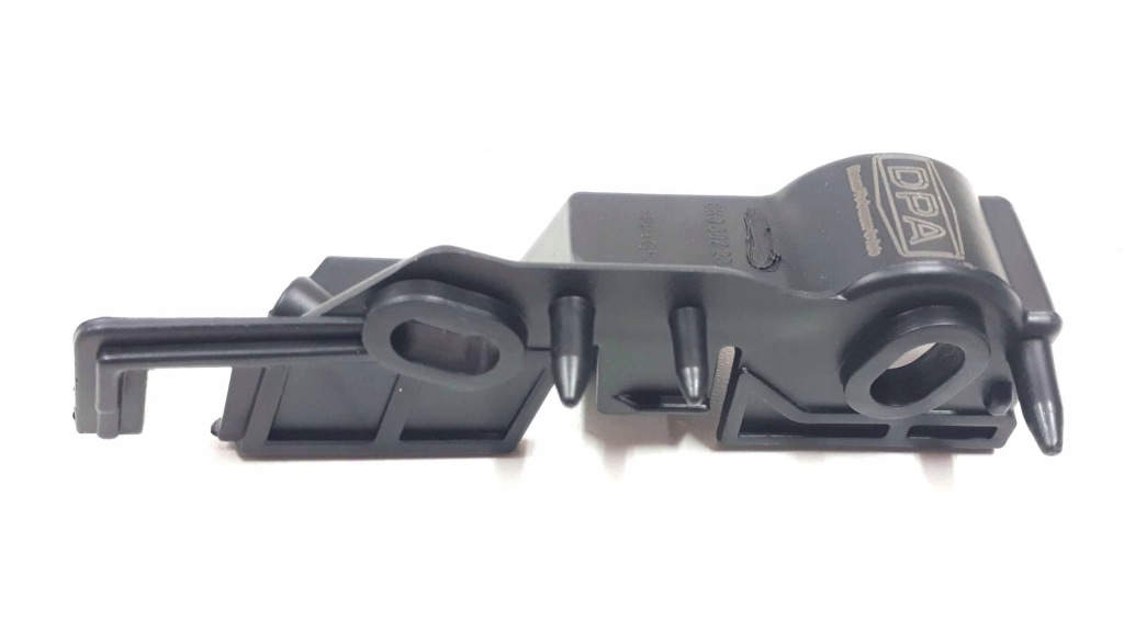 фото №1, Напрямна кронштейн бампера audi a4 p 8k0807284e