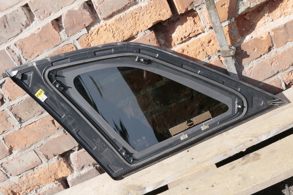 фото №5, Скло кузовна права opel antara