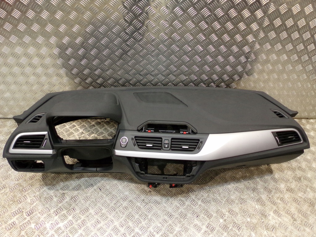 фото №1, Bmw 1 f52 приборная панель приборная консоль оригинал!