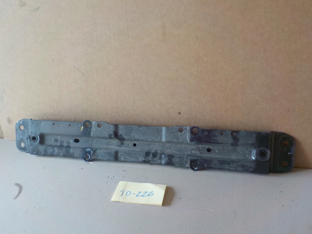 фото №1, Touareg iii 3.0tdi кронштейн балка 4m0801387f