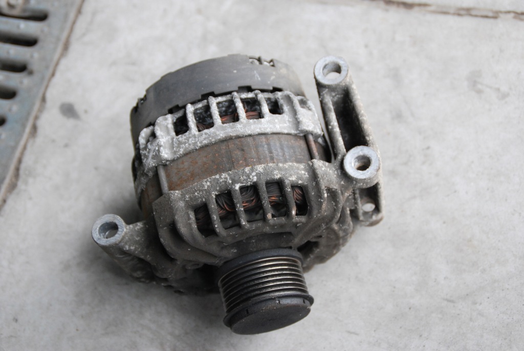 фото №1, Генератор ford transit 2.4 tdci 0125711018