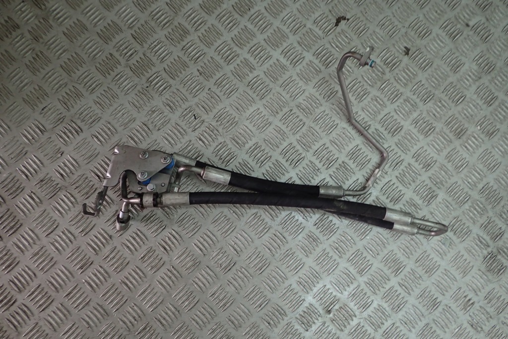 фото №1, Bentley bentayga 36a трубка wąż масла масляный