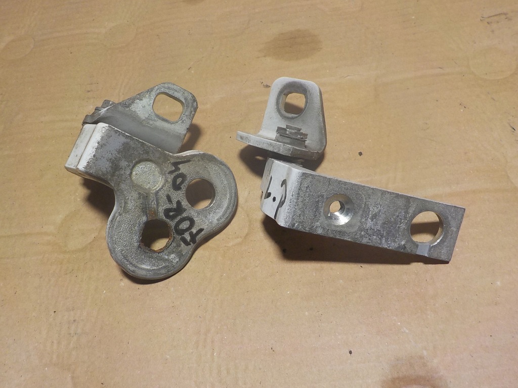 фото №5, Ford focus mk3 петлі капот перед