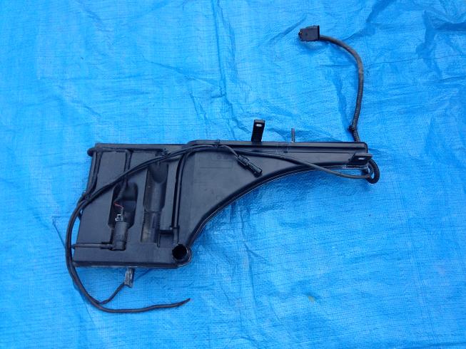 фото №1, Maserati ghibli 14 бачок омивача