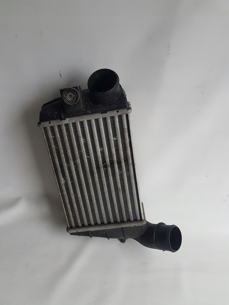 фото №1, Alfa romeo gt радіатор повітря інтеркулер