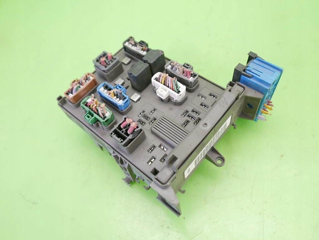 фото №10, Коробка запобіжників renault laguna ii 2.0 16v