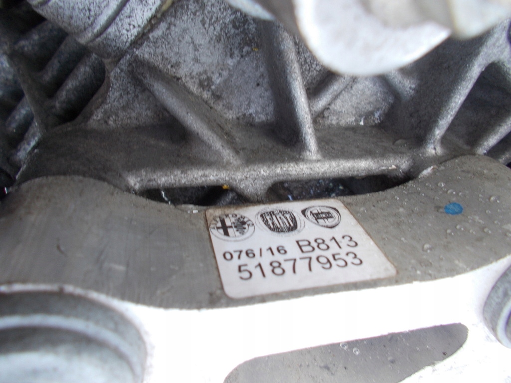 Коробка передач передач 1.6 m-jet c635.6.35.33 fiat jeep 55250410 Оригинал