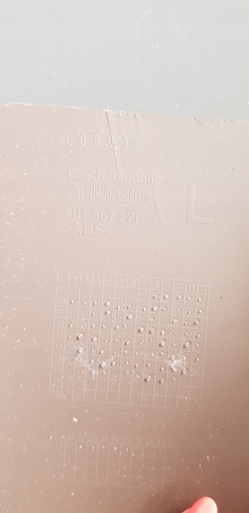 Audi a8 d4 4h молдинг порог левая led 4h1867271 в Украине