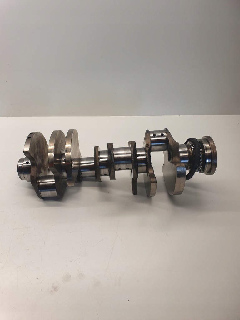 фото №1, Wał коленчатый audi s4 b6 b7 4,2 bbk v8 оригинал