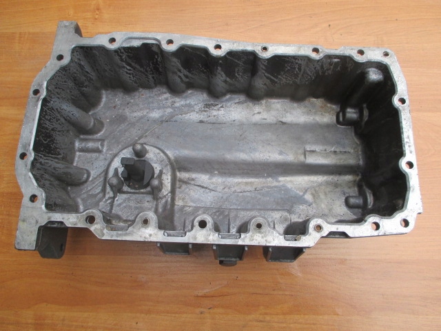 Vw skoda seat поддон масла масляная 03g103603 af ad 1.6 1.9 2.0 tdi cay в Украине