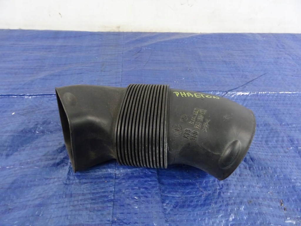 фото №1, Труба повітрозабірник повітря vw phaeton 3d0129617ah