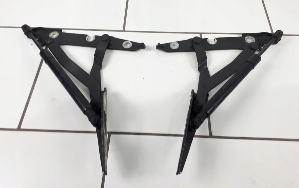 фото №1, Exeo sedan петли крышки левый + правый комплект lw7z