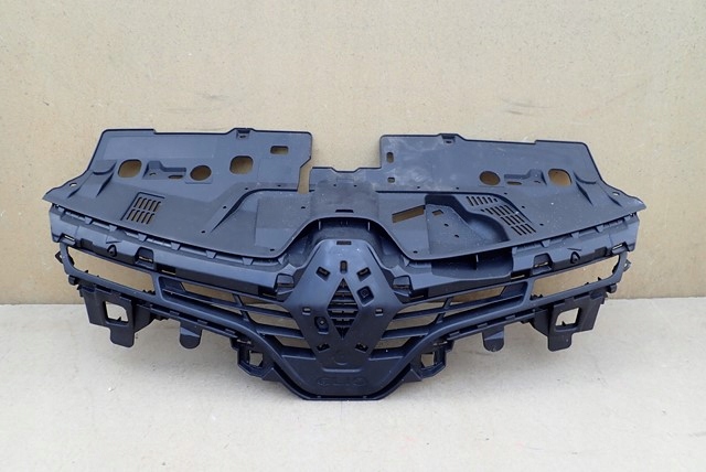 фото №1, Решётка радиатора решётка радиатора решётка радиатора renault clio iv 4 12-