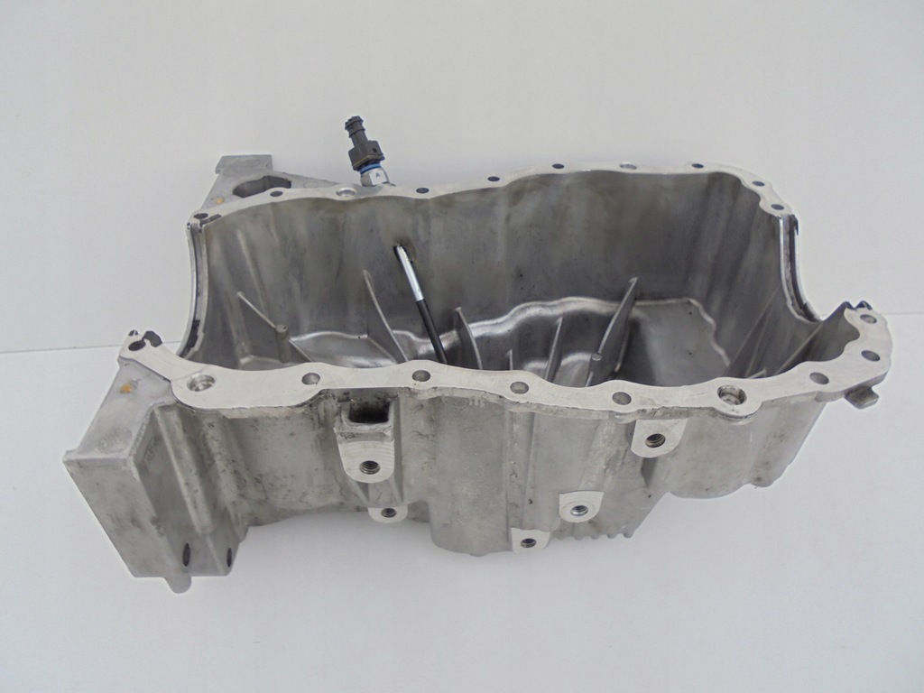 фото №10, Nissan juke поддон масляная 1.5 dci 111105878r