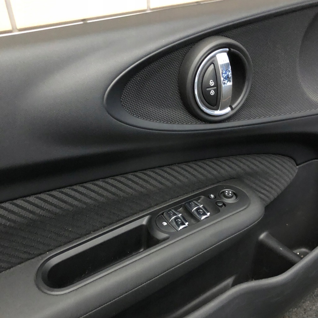 фото №2, Mini clubman f54 обшивка обивка дверь комплект