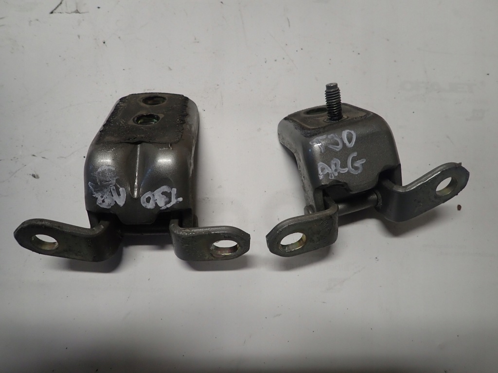 фото №1, Nissan xtrail t30 01-06 петлі двері задні праве