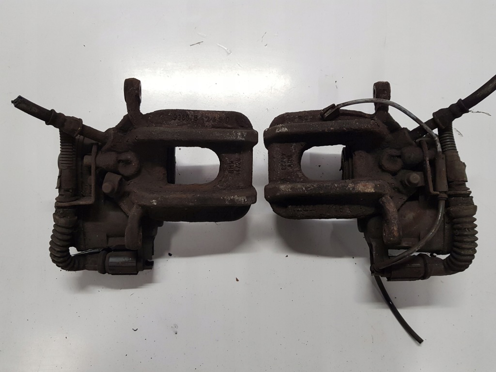 фото №1, Bmw 5 f10 f11 суппорт правый задний задняя 2.0d