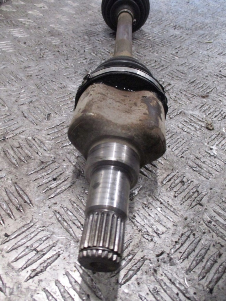 Привідний вал ліва ford b max 1,4i 8v51-437cd Доставка