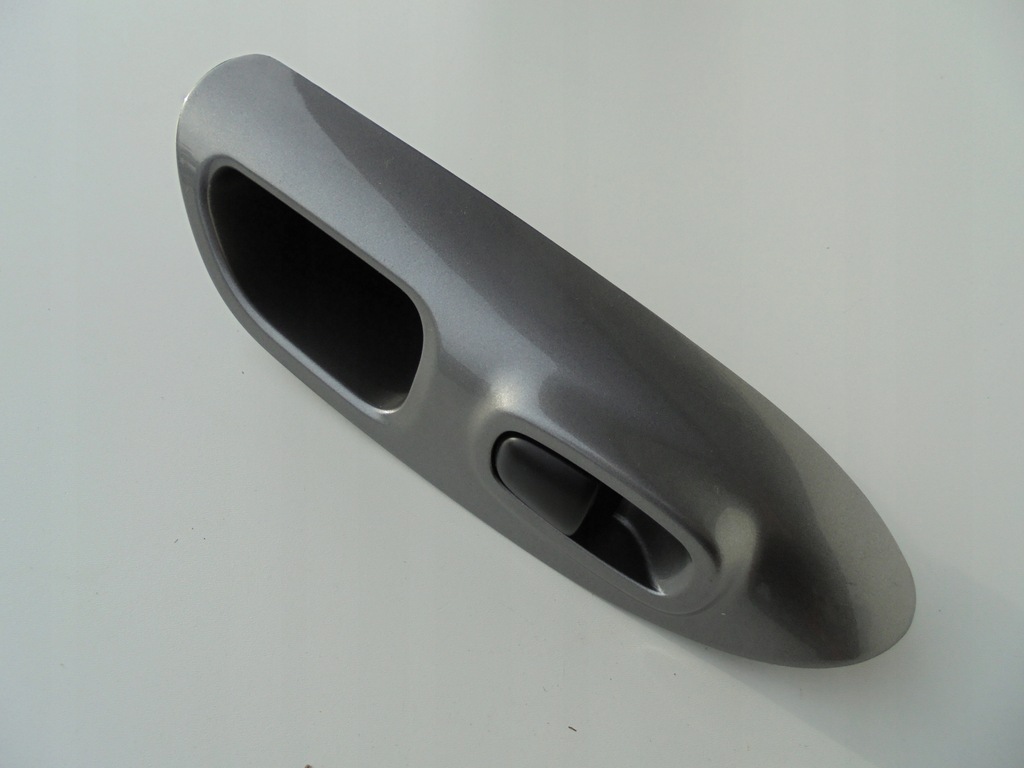 фото №9, Juke переключатель окон правый задняя 829601ka2a 2011-