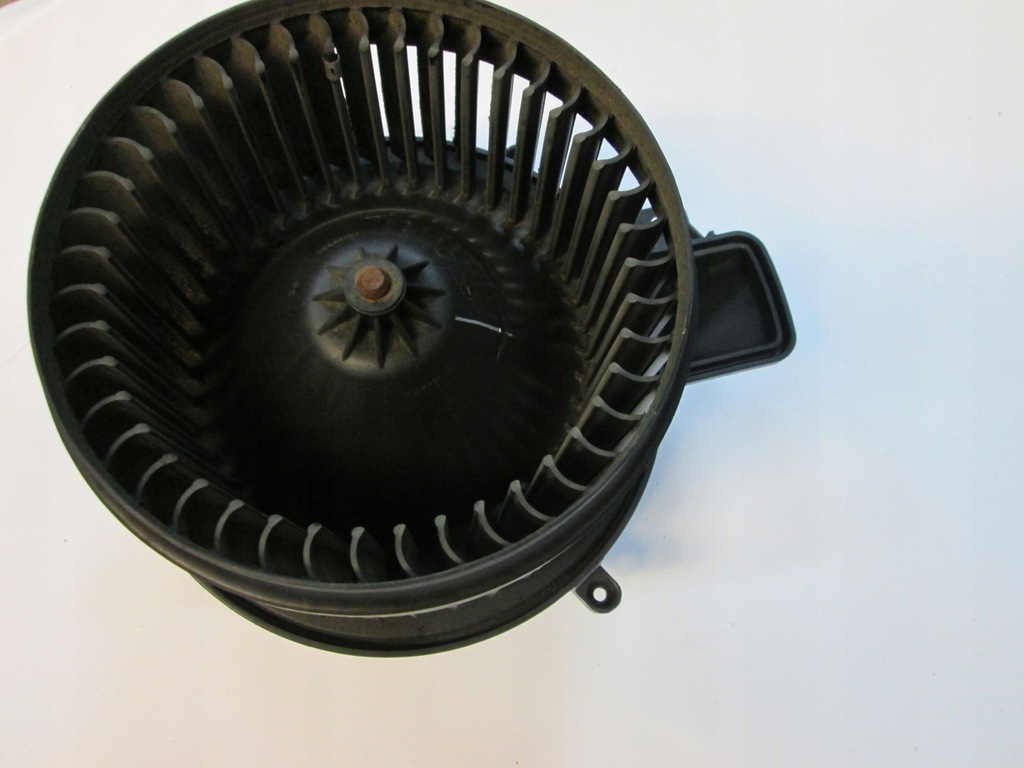 фото №8, Dodge charger 2014 воздуходувка вентилятор df357001