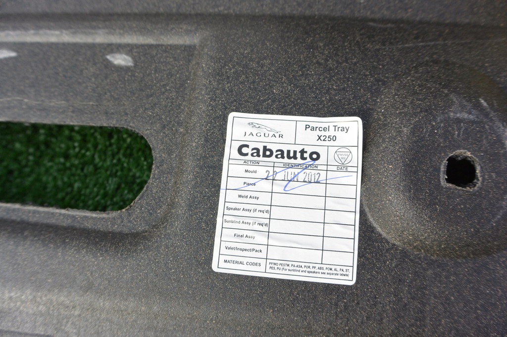 фото №9, Полка задняя 8x23f46668 jaguar xf x250 sedan