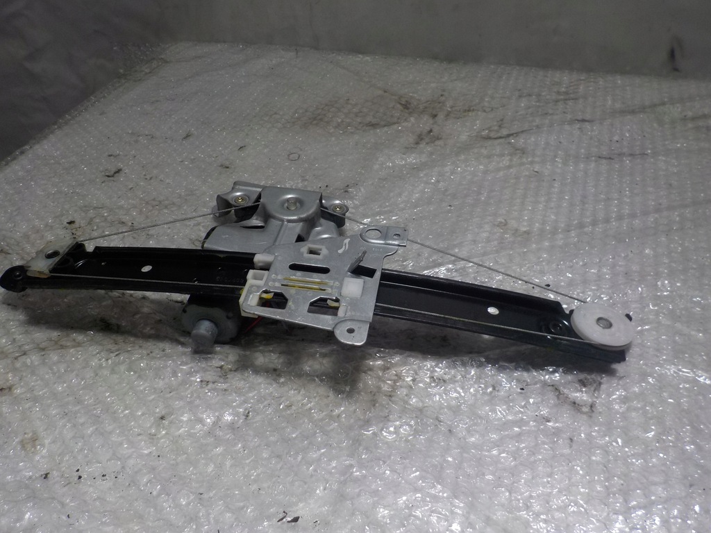 фото №4, Volvo v70 ii 2.4 механізм скло правий задня